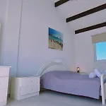 Melissa *