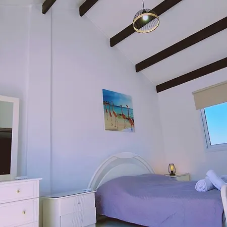 Melissa Villa Protarász